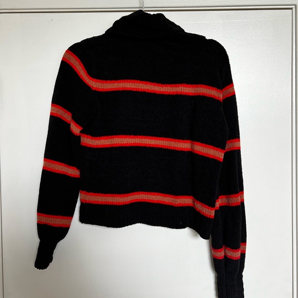 Wild Fable Cropped Turtleneck - Picture 3 of 3